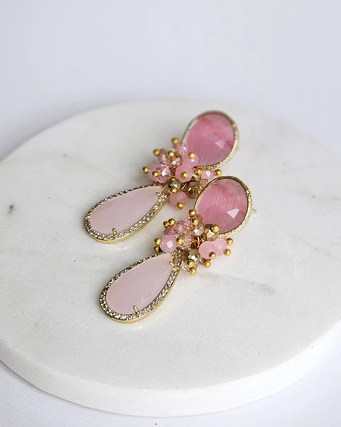 Aros rosados con racimo