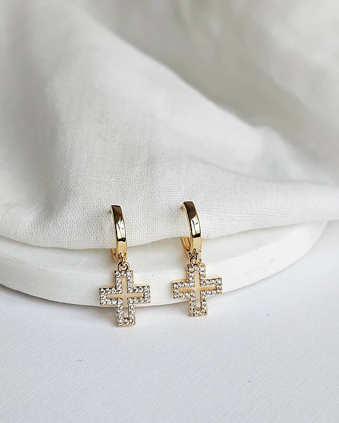 Argollas con cruz con circonitas
