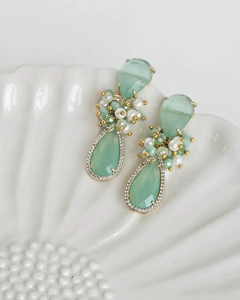 Aros menta con racimo con perlas 2