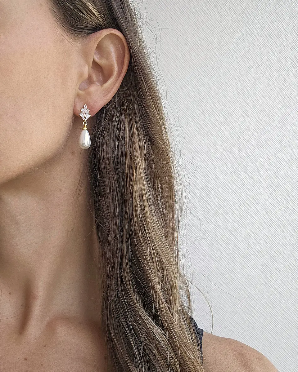 Aros circonita y perla chica oro 3