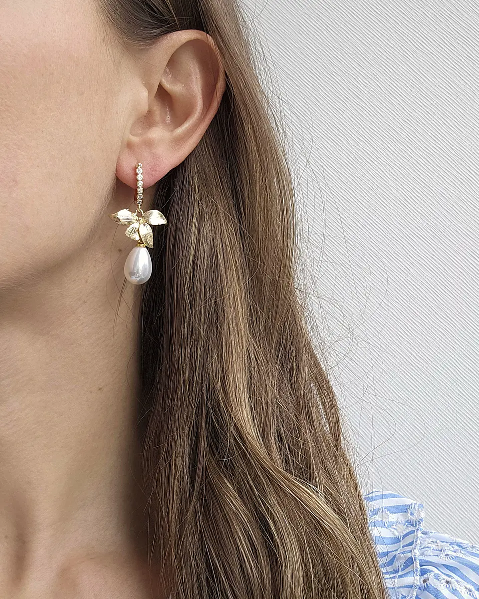 Aros argolla hoja y perla gold 3
