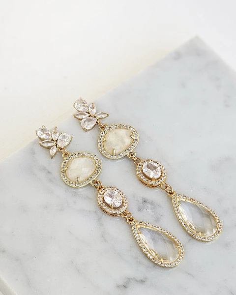 Aros largos cristal blanco y transparente con circonitas