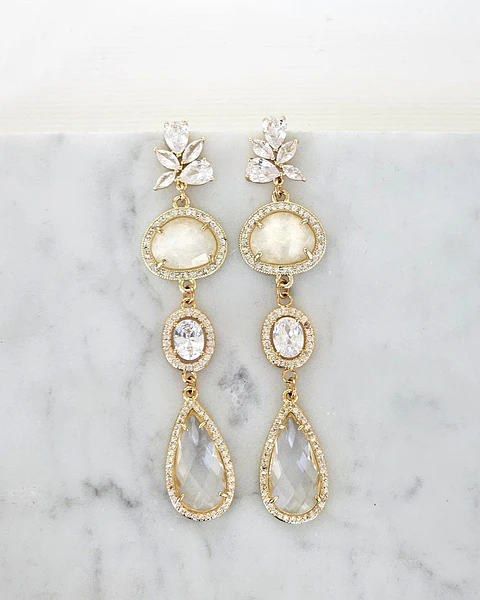 Aros largos cristal blanco y transparente con circonitas