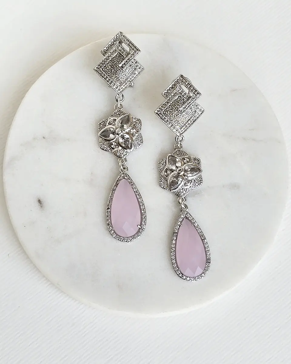 Aros rosados circonita largos 1