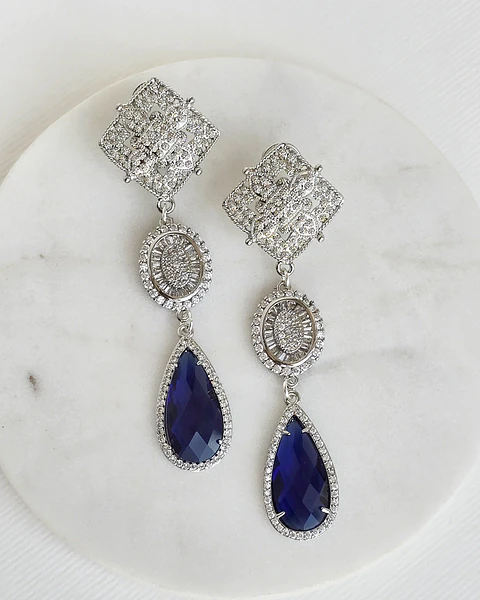 Aros largos azul con circonita