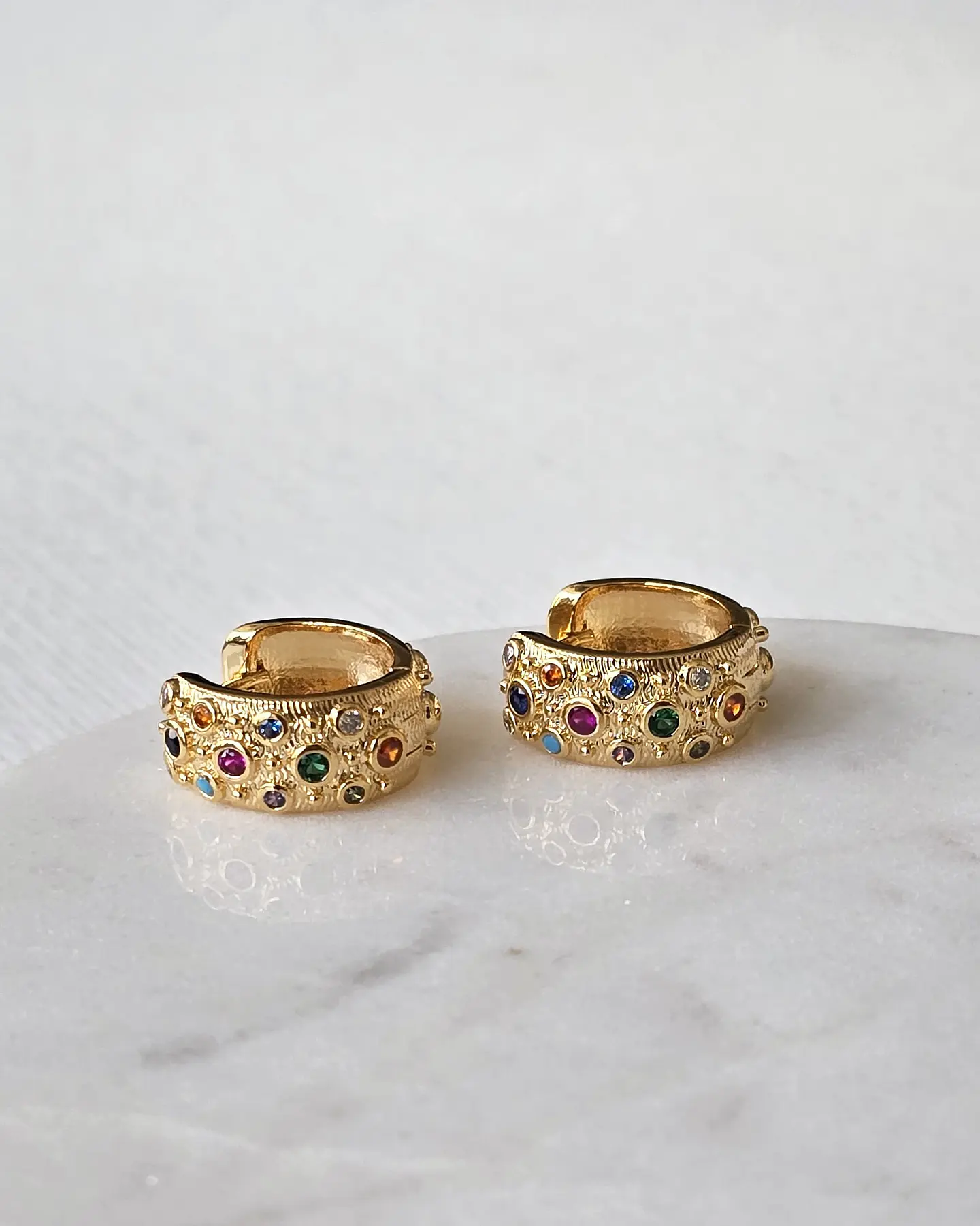 Argollas con circonitas colores 1