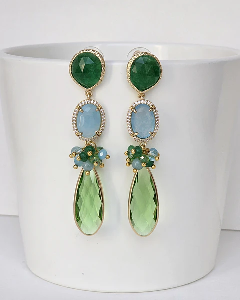 Aros de ágata verde, celeste y cristal verde claro con racimo