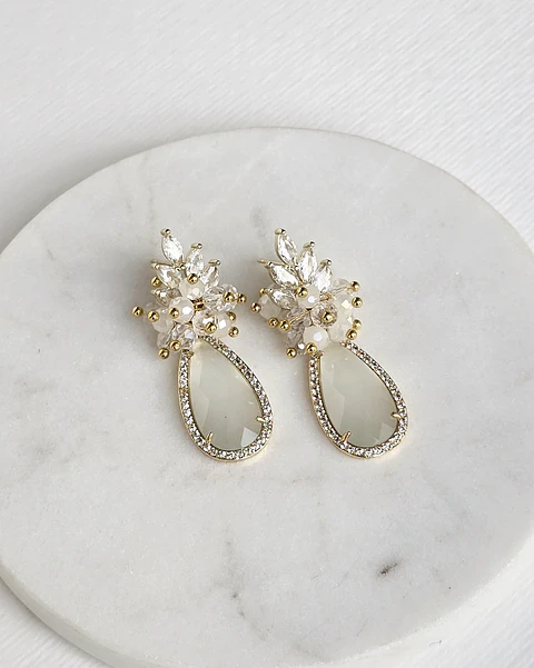 Aros circonita, cristal blanco y racimo