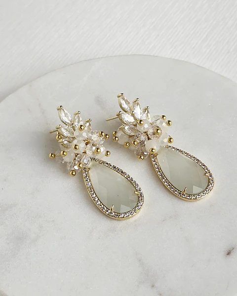 Aros circonita, cristal blanco y racimo