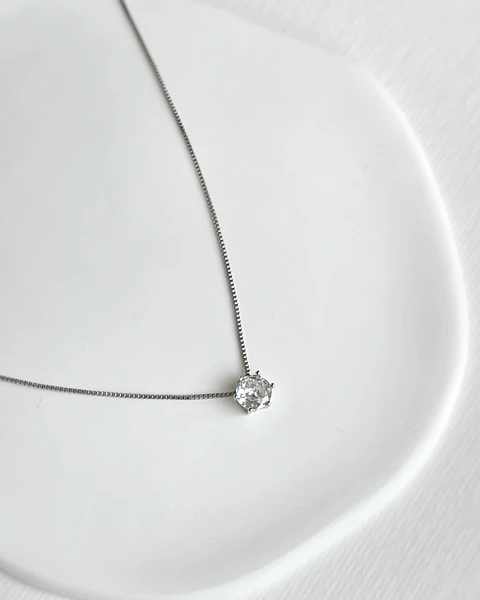 Collar punto de luz plata 47 cms