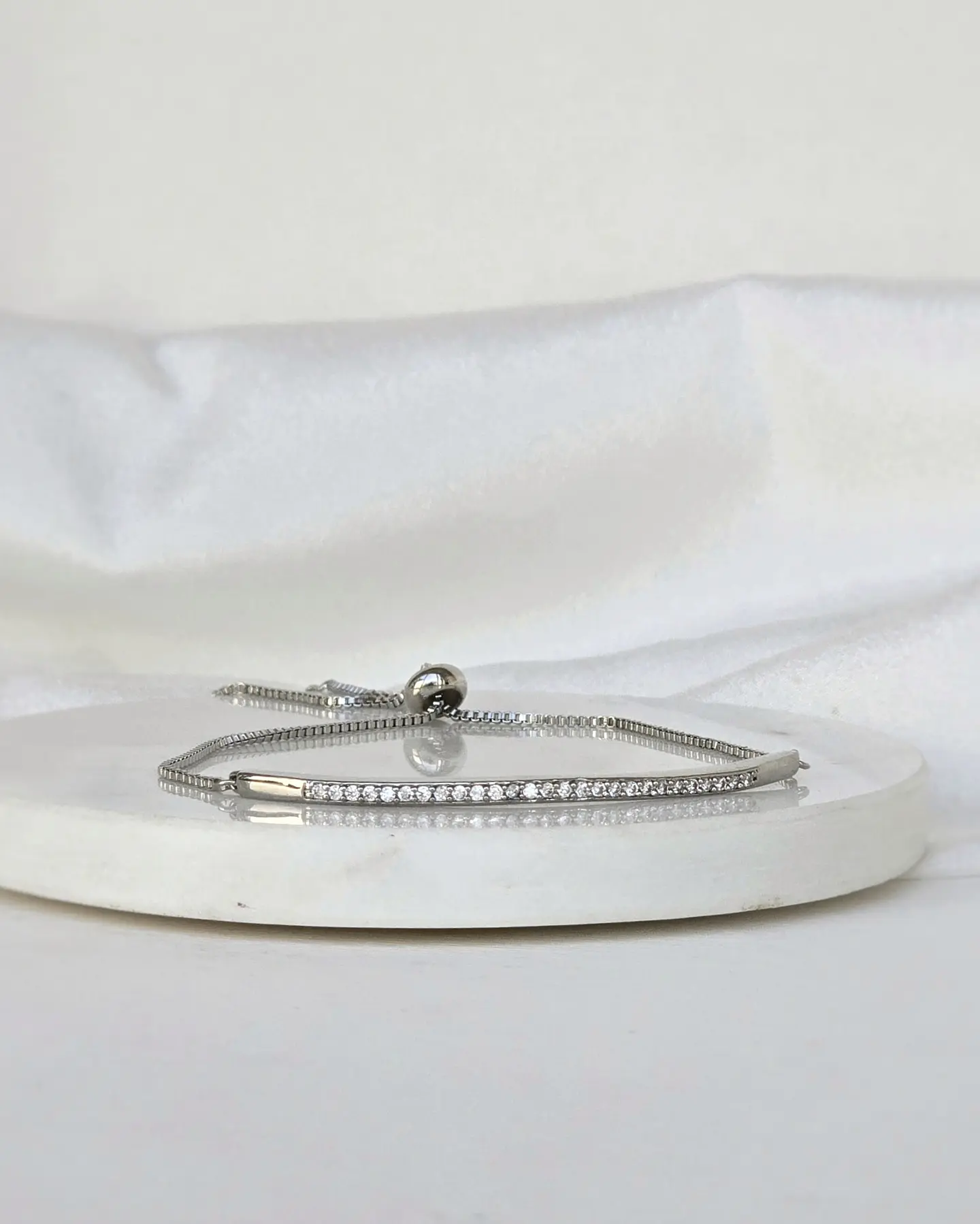 Pulsera cintillo circonitas ajustable plata 1
