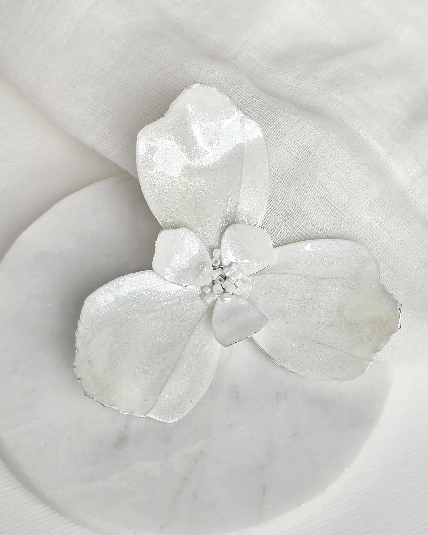 Pin de flor grande  2