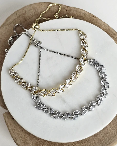 Pulsera hojas simples circonitas ajustable