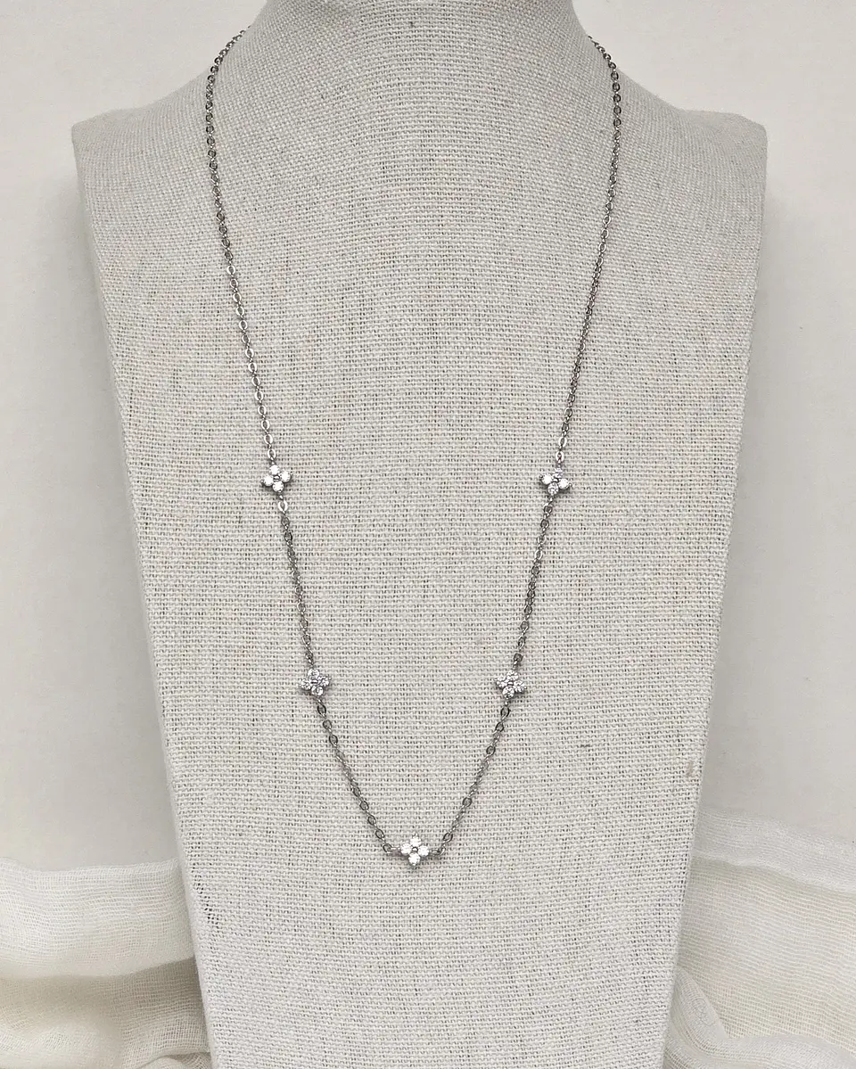 Collar 5 flores circonitas 4