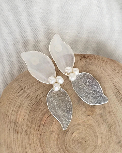 Aros doble pétalos cristalizados plata