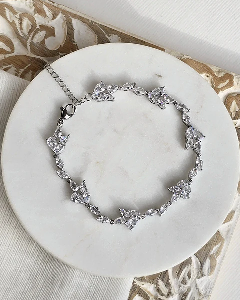 Pulsera circonitas distintas formas