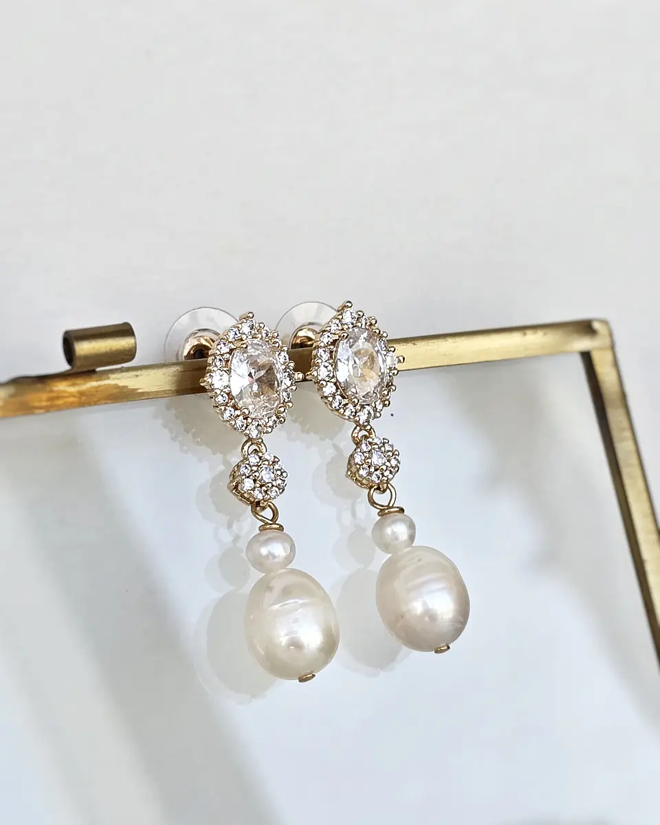 Aros doble circón y perlas naturales oro 1