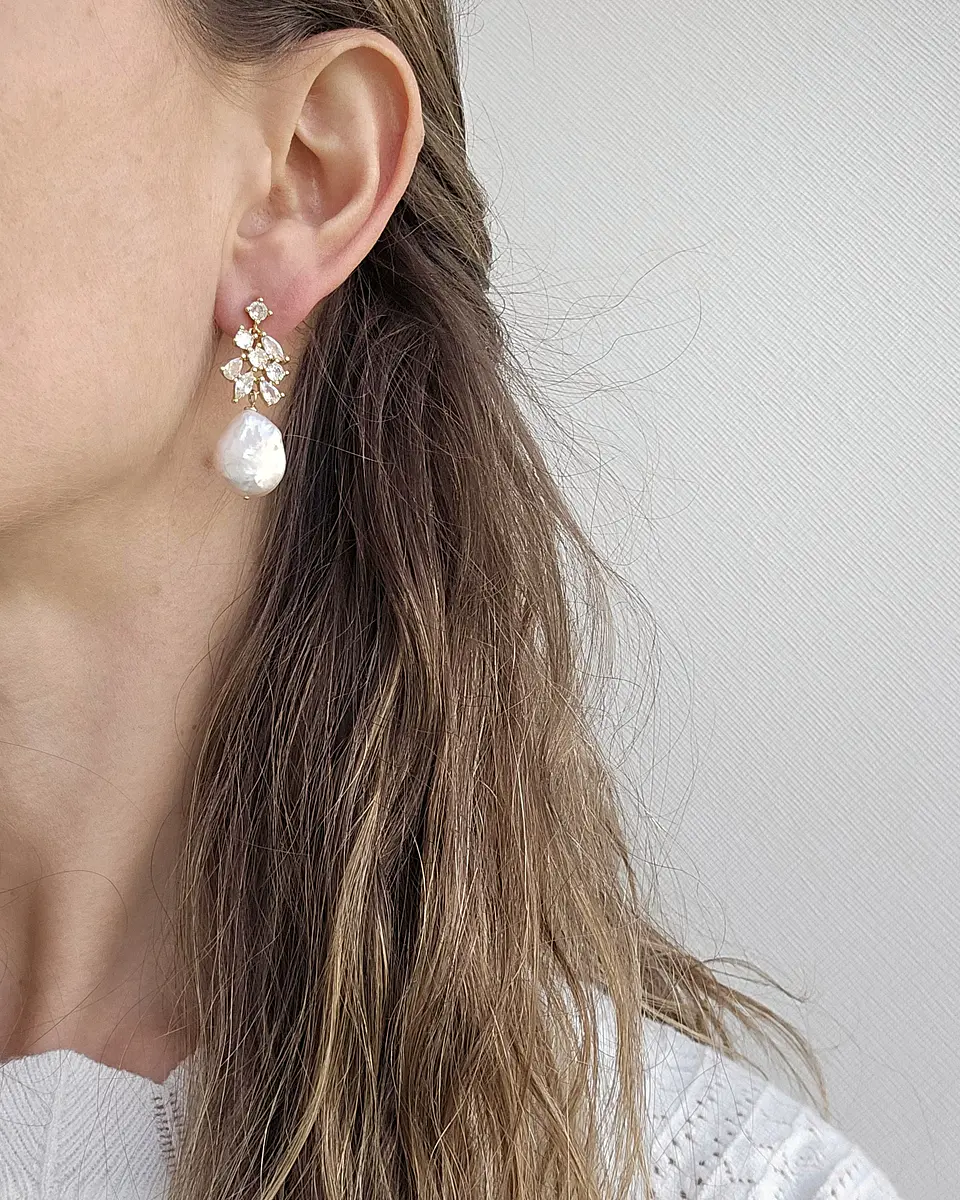Aros circonitas y perla barroca 3