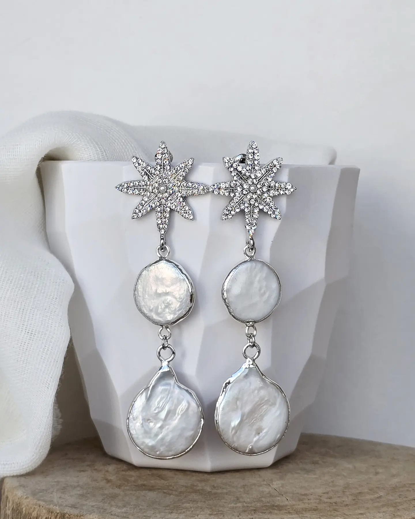 Aros estrella con brillos y perla plana 1
