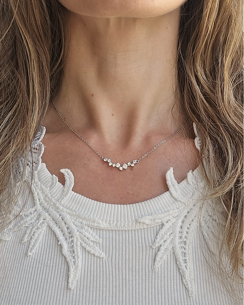 Collar circonitas distintos tamaños