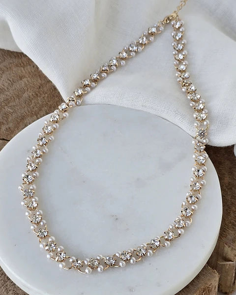 Choker perlas y brillos