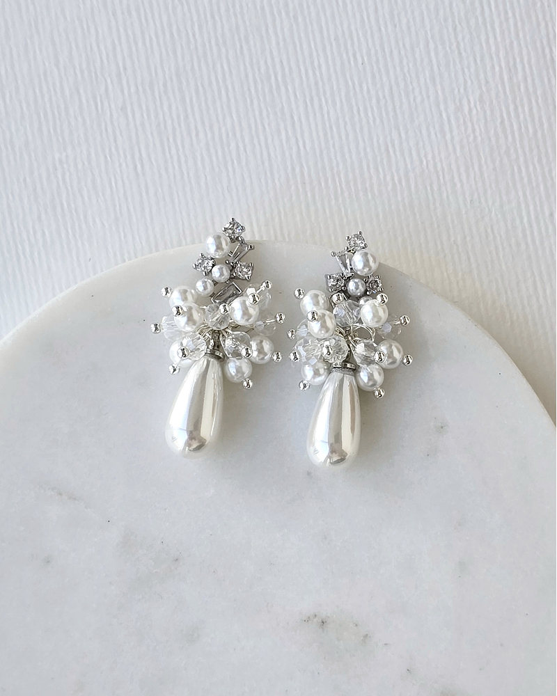 Aros circonita y perlas diferentes formas con racimo