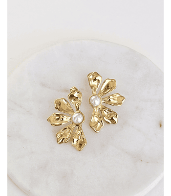 Media flor con perla oro