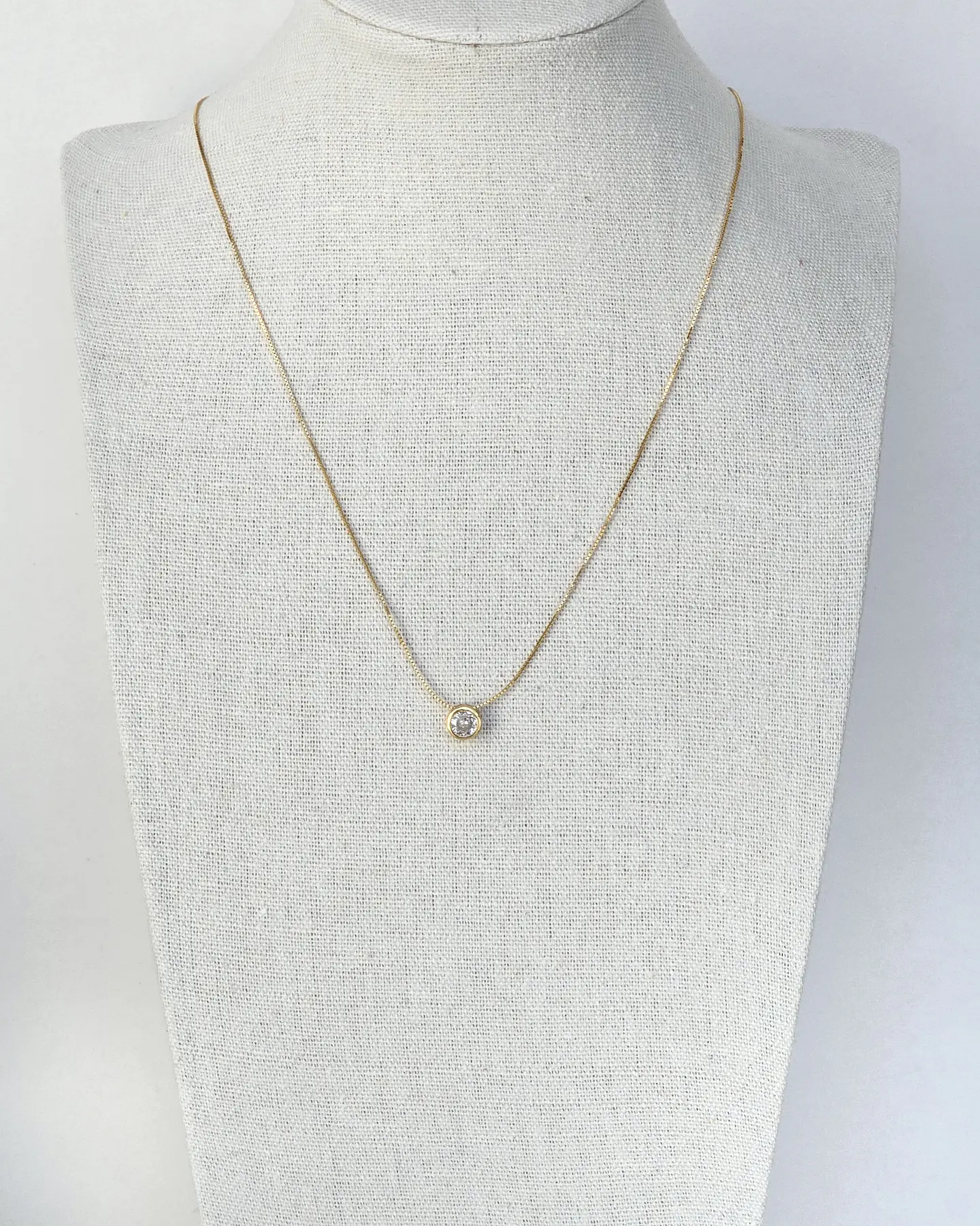 Collar punto de luz oro 46 cms 2
