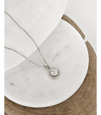 Collar circón rodeado de circonitas