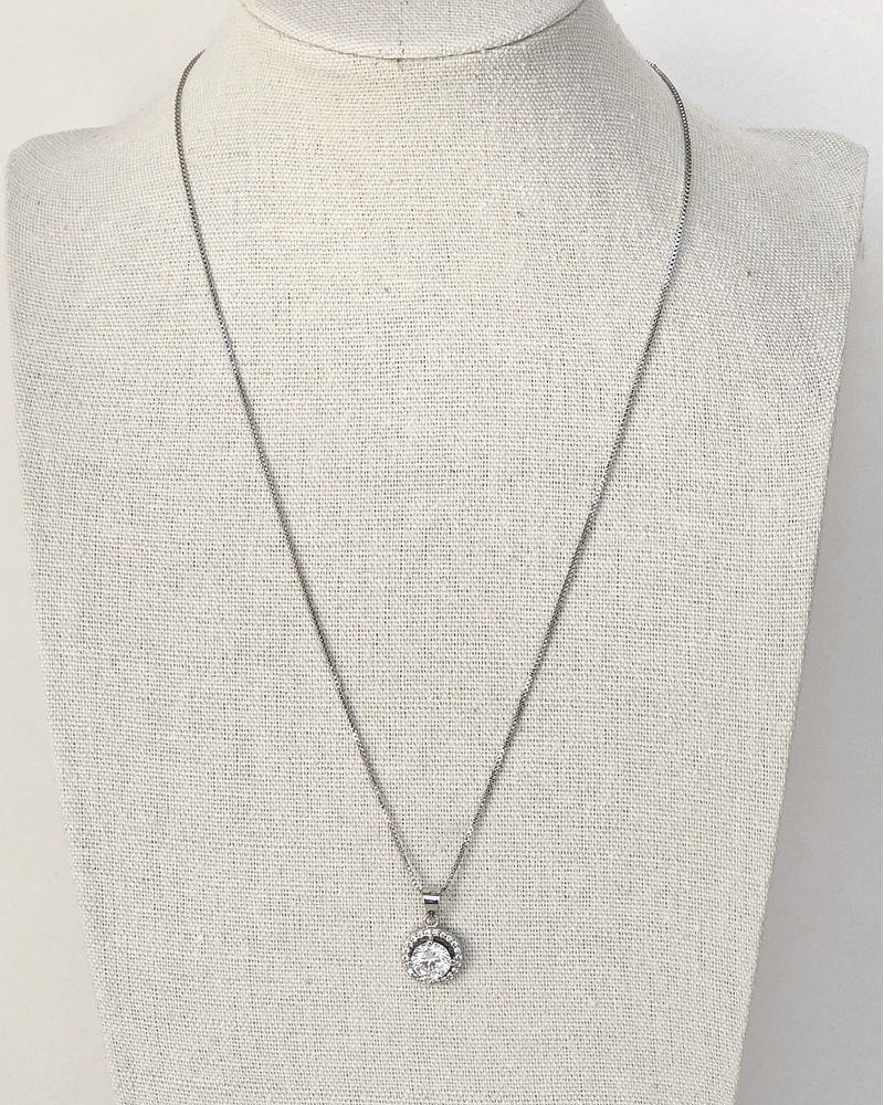 Collar circón rodeado de circonitas