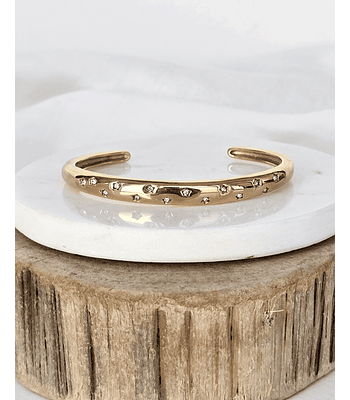 Esclava circonitas oro