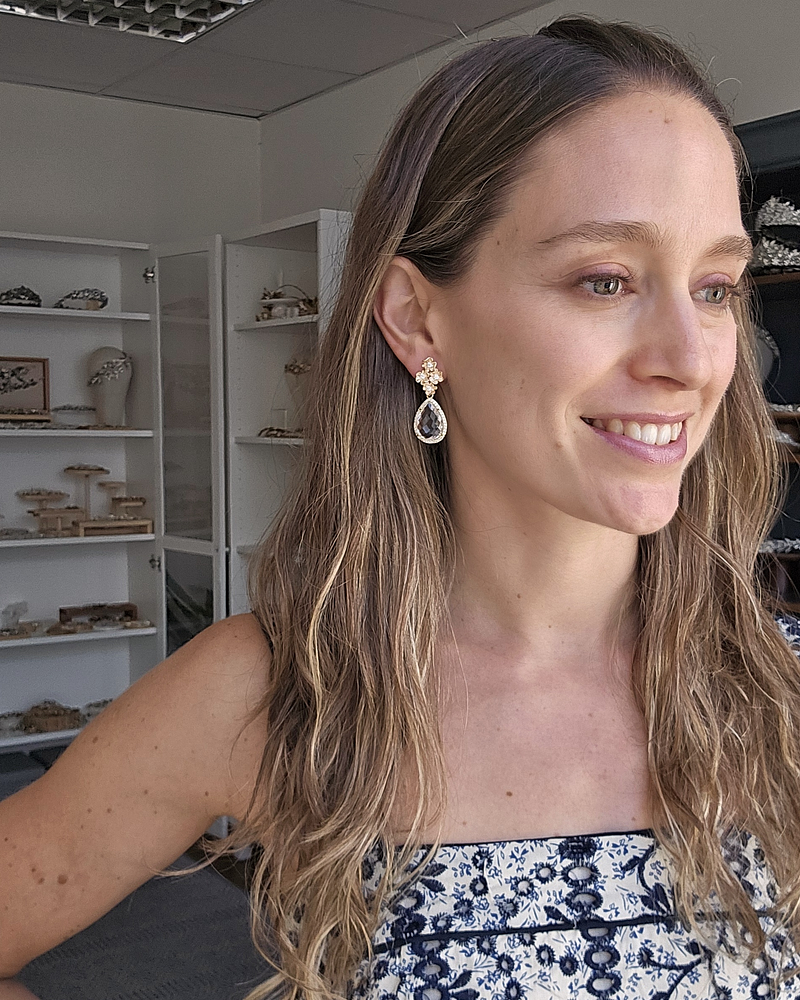 Aros flores circonita con cristal transparente