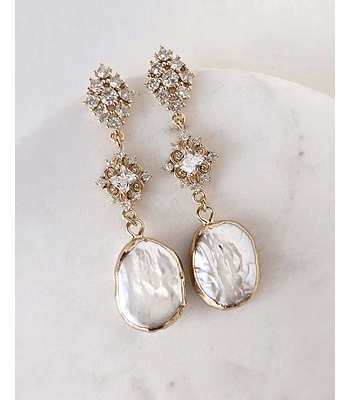 Aros largos retro circonitas y perla