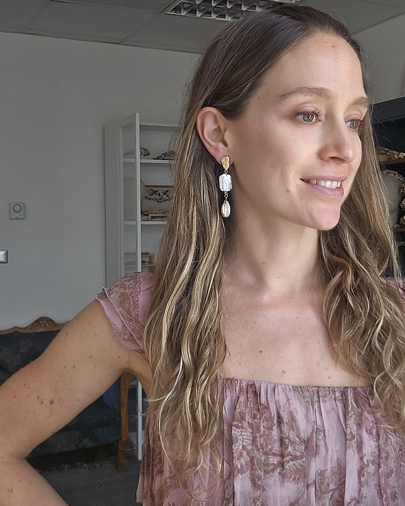 Aros largos de perlas distintas formas