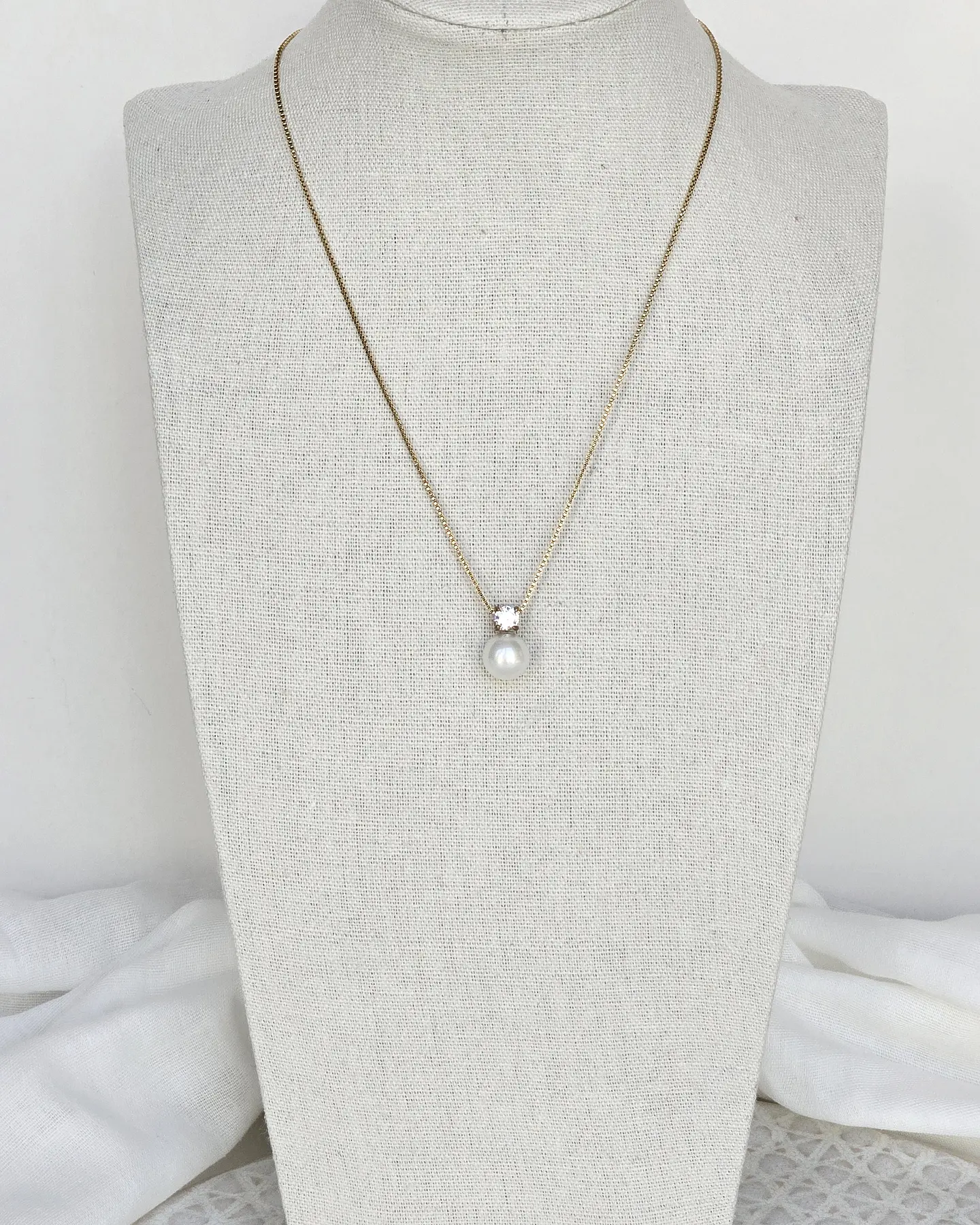 Collar de perla con circón oro 3