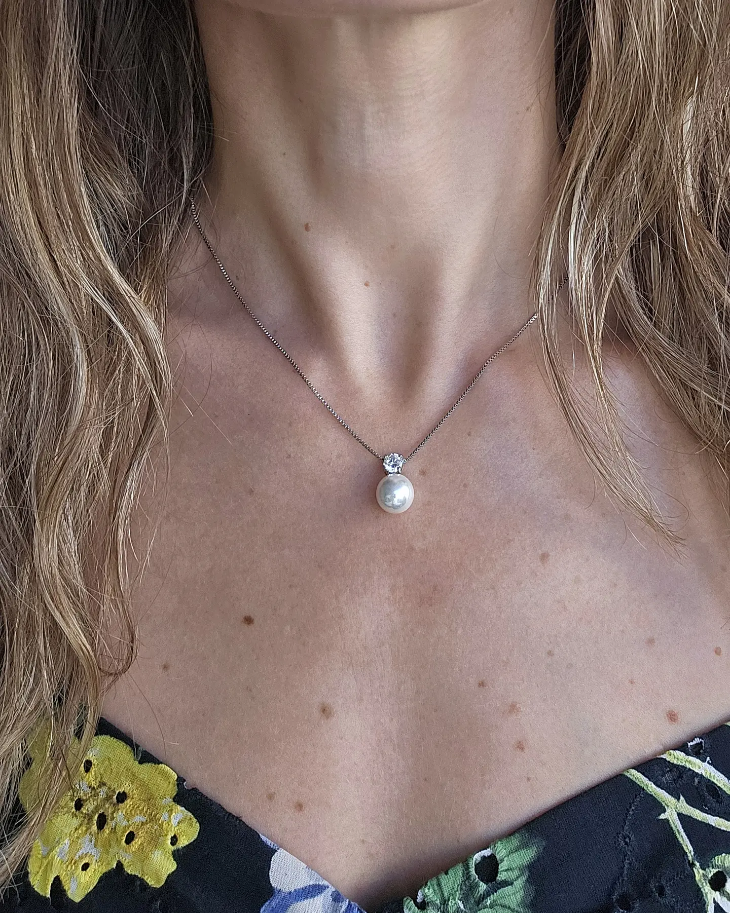 Collar perla con circón plata 2