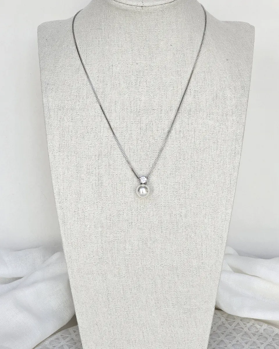 Collar perla con circón plata 3