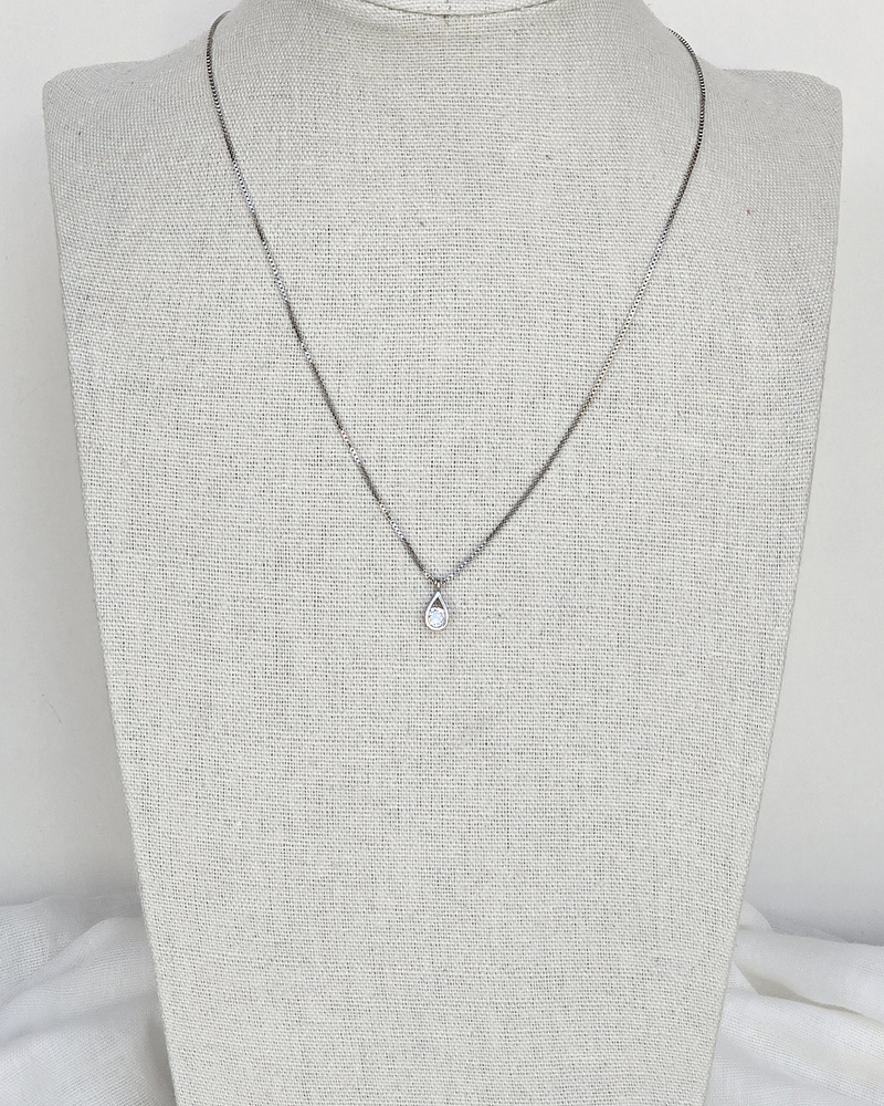 Collar punto luz gota