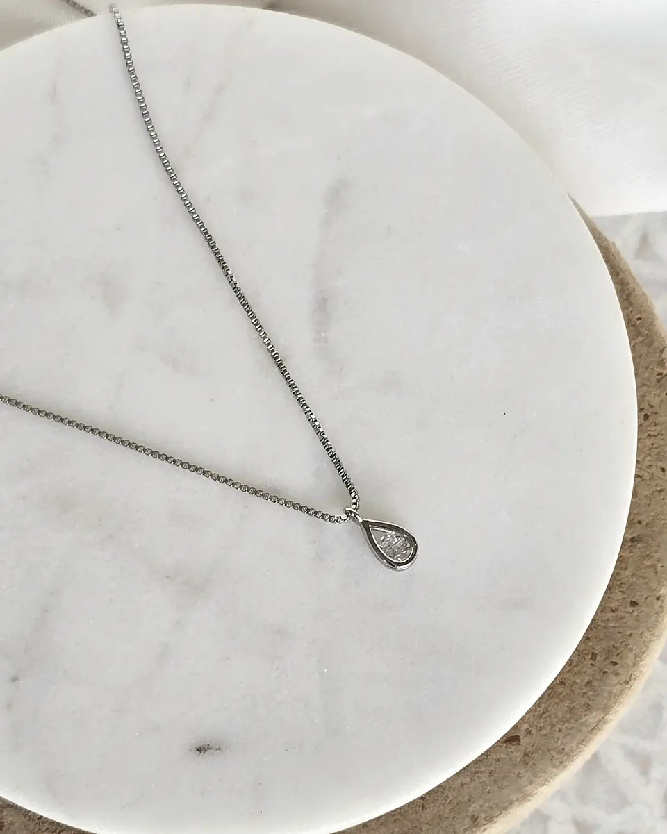 Collar punto luz gota 2
