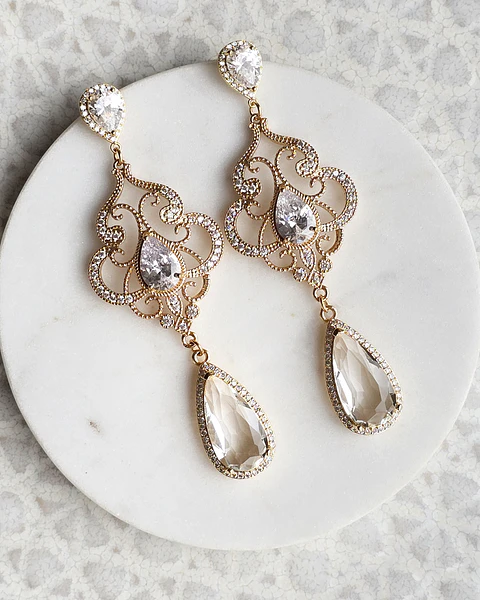 Aros largos con circonitas y cristal