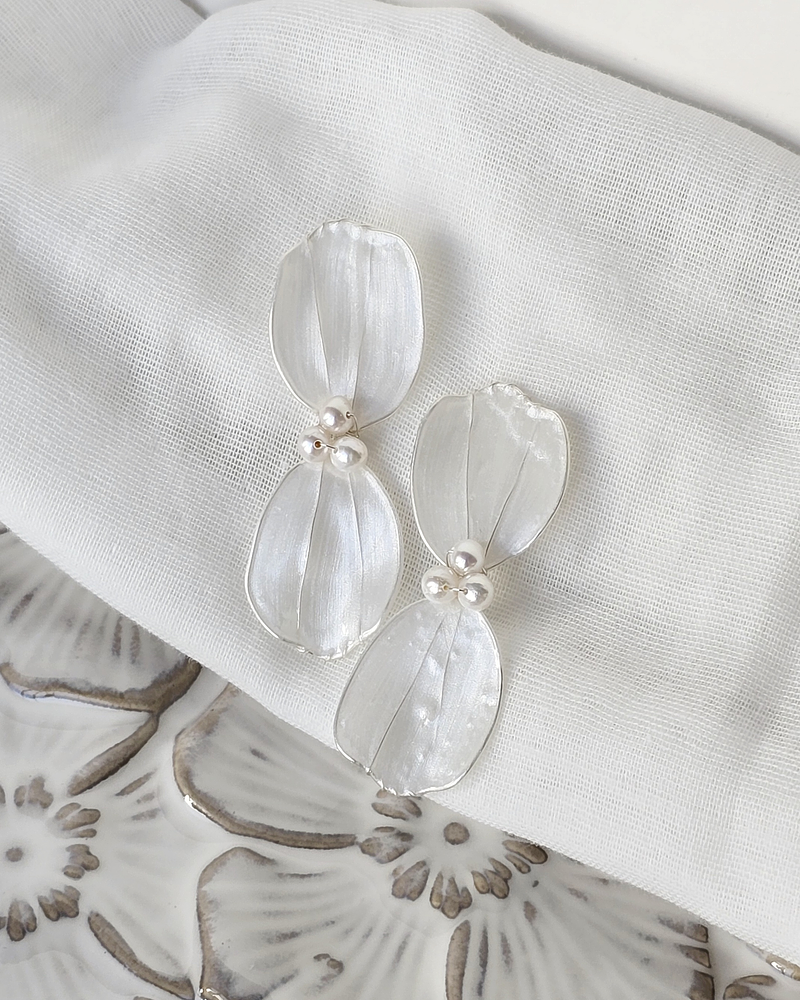 Aros doble pétalo cristalizado plateado