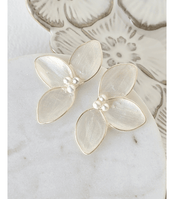 Aros media flor cristalizada dorada pequeña