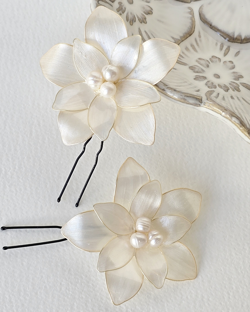 Set 2 pines flores de 6 cms