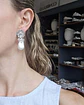 Aros flor plateada con perla barroca y racimo - Miniatura 3