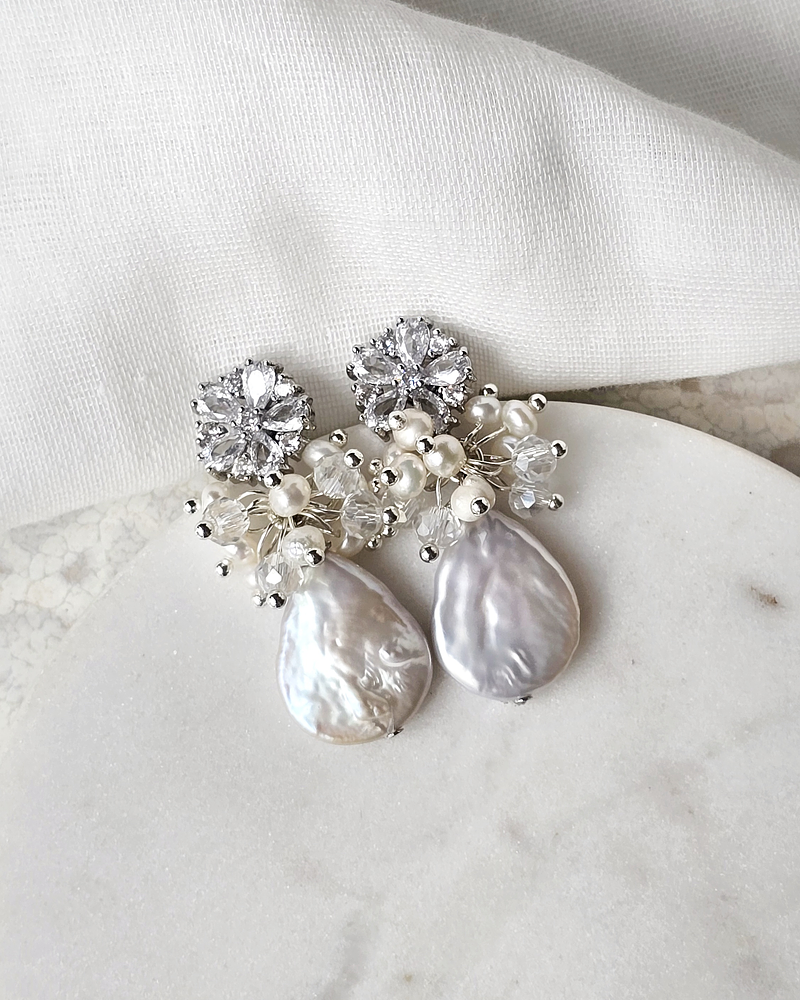 Aros flor circonitas, perla y racimo