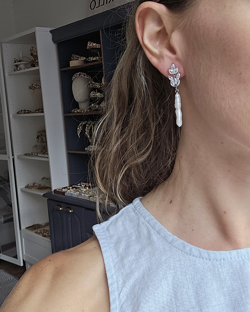 Aros circonitas y perla larga