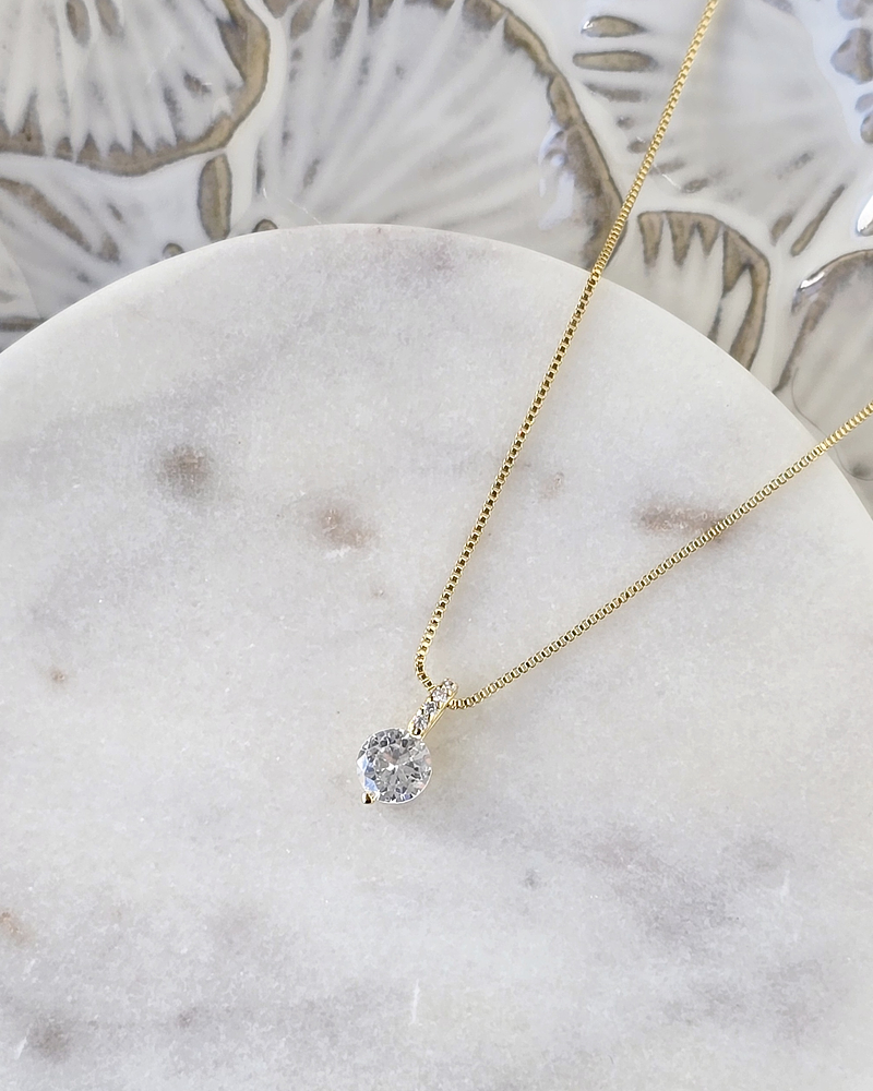 Collar punto de luz colgante gold