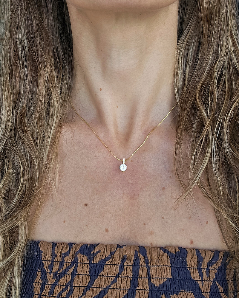 Collar punto de luz colgante gold