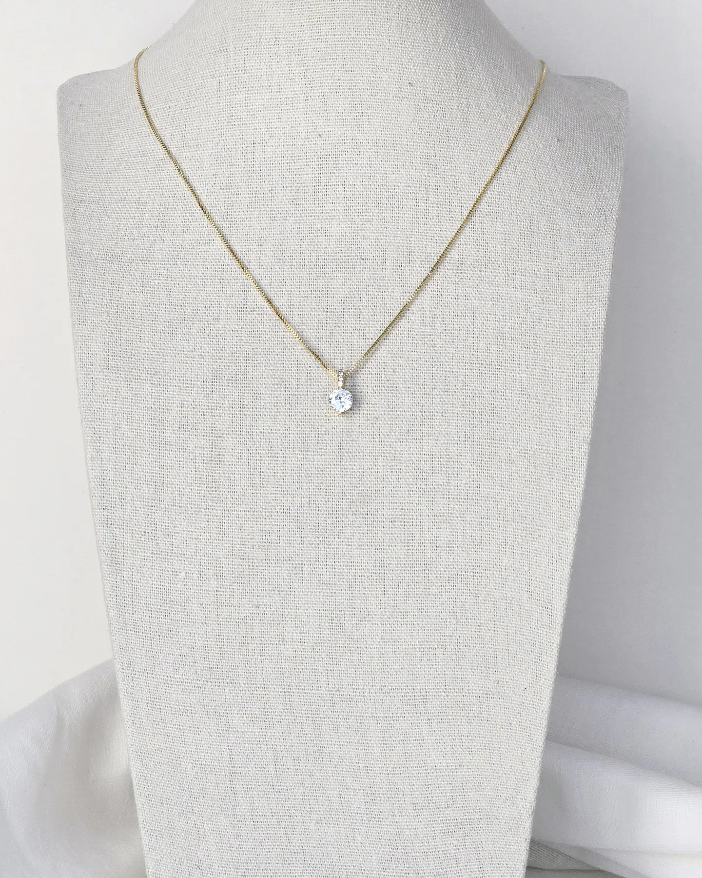 Collar punto de luz colgante gold 3