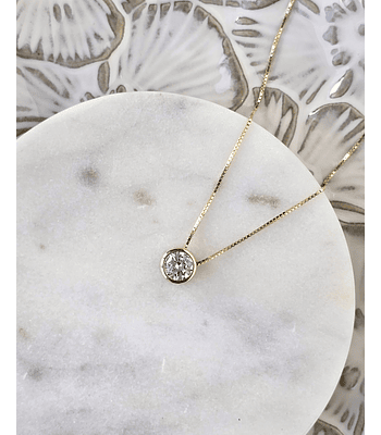 Collar punto de luz de mediano gold